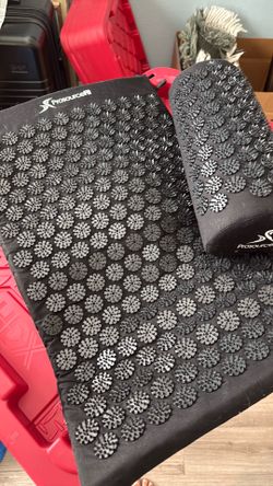 Acupuncture Mat and Neck Roller