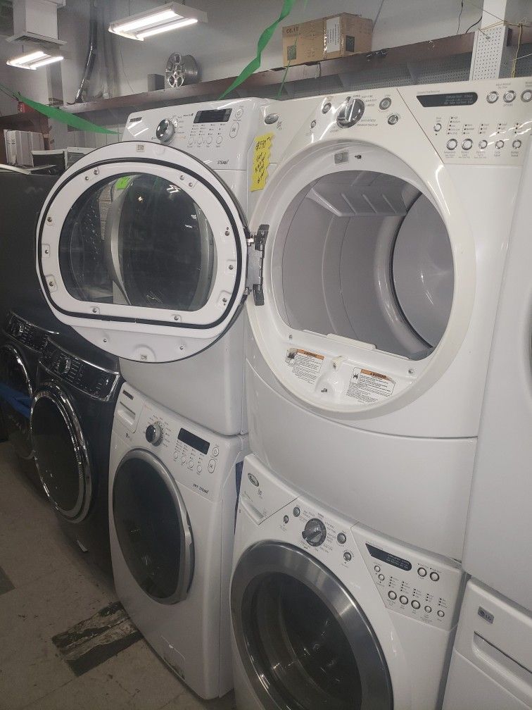 WHIRLPOOL SET WASHER AND DRYER