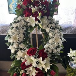 Flower Arrangements For Funeral 