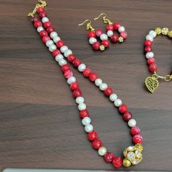 Beautiful red and white jewelry beads set