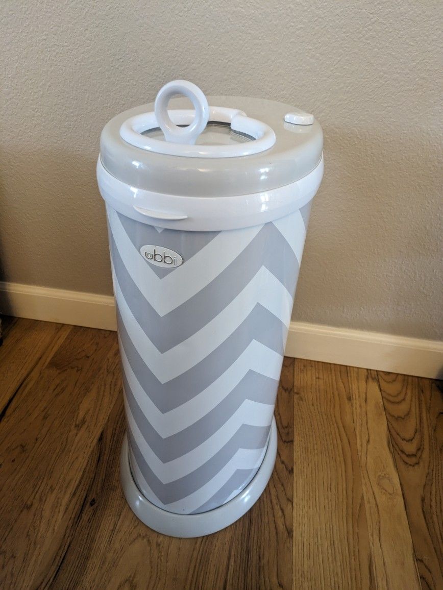 Ubbi Diaper Pail 