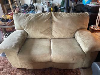 2-person couch. Beige.