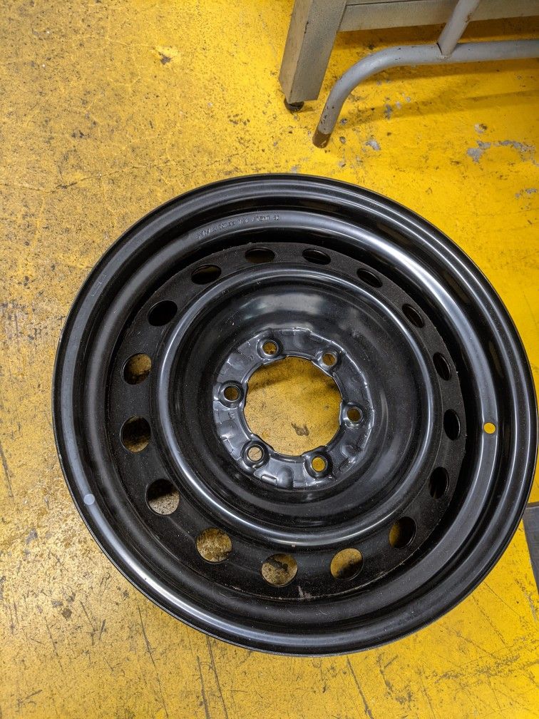 Toyota 17" Steel Wheels 