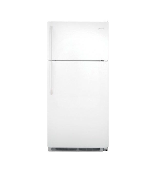 NEW Frigidaire Refrigerator 18 Cu Ft TopFreezer w/ Ice maker