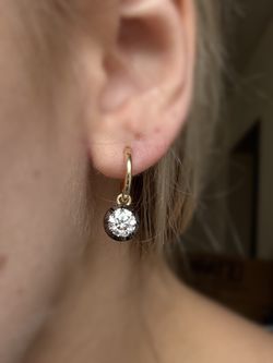 2.16 CTW round D VS1 black rhodium and yellow gold drop hoop earrings  
