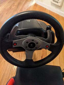PC PLAYSTATION RACING WHEEL has Clutch 