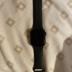 Apple Watch S5