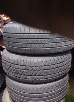 Set of 4 to 55 6017 Michelin defenders XT tires.