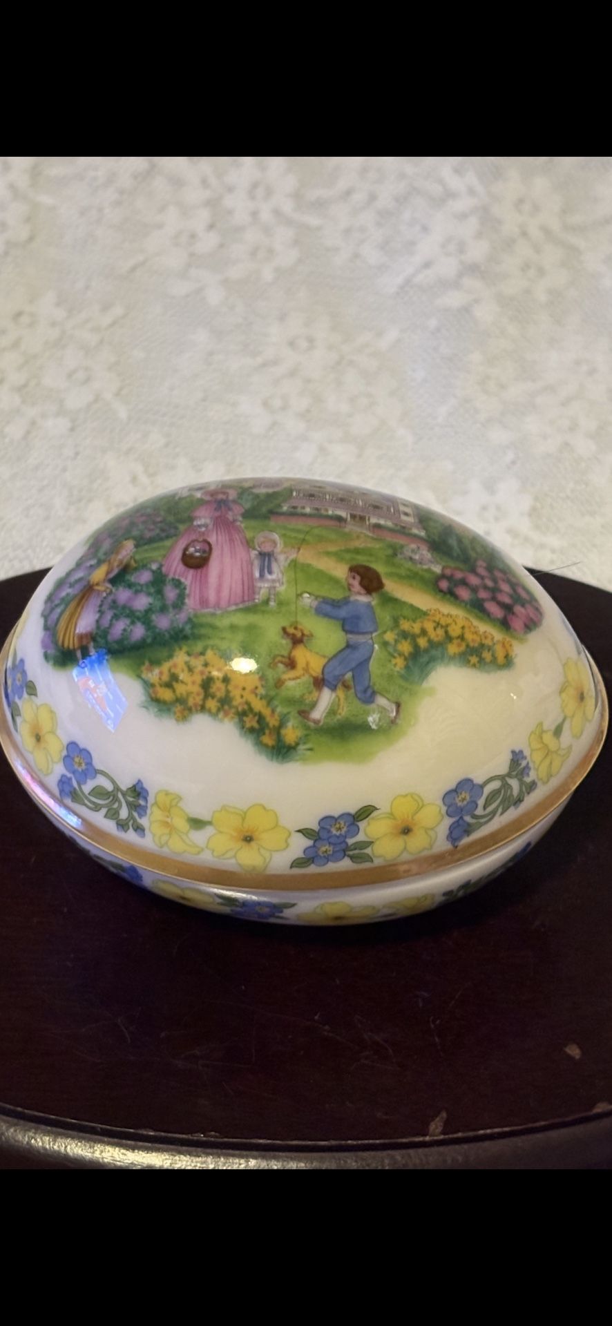 Lenox Limited Edition Easter 1986. Trinket Box