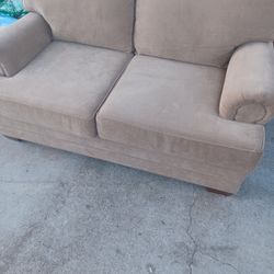 Excellent Condition  Love Seat