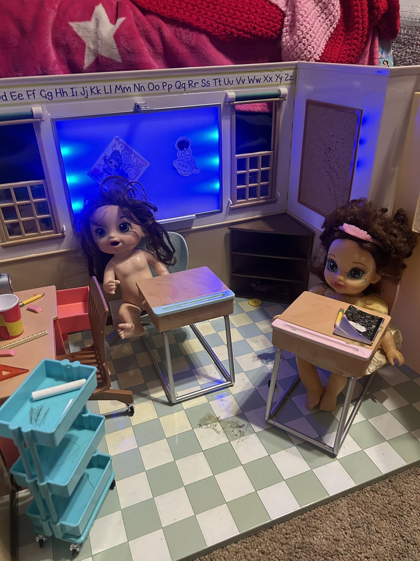 Large Doll Classroom