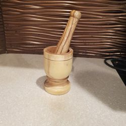 wooden mortar and pestle