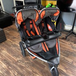 Bob Tandem Jogging Stroller