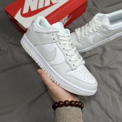 Nike Dunk Low Photon Dust 21