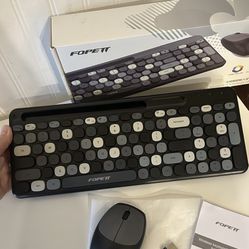 PRICE IS FIRM Brand new, never used! Wireless Keyboard and Mouse Set See Description For Details
