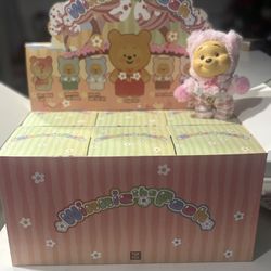 Winnie The Pooh Suprise Box 