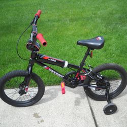 Haro Shredder Bike with Training Wheels