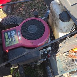 Craftsman 32in cut riding mower