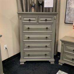 Tall Chest Gray 