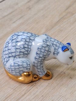 1988 Herend Porcelain Cat Figurine