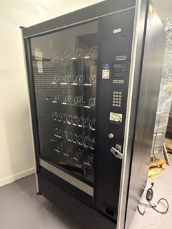 Lot of 4 Vending Machines. PRICED TO SELL!!!!