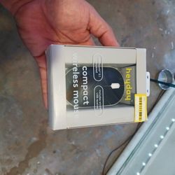 Compact Wireless Mouse