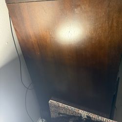 Solid Wood Dresser-Broken Bottom Drawer 
