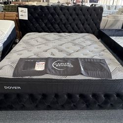 King Size Platform Bedframe. 🚚WE DELIVER🚚