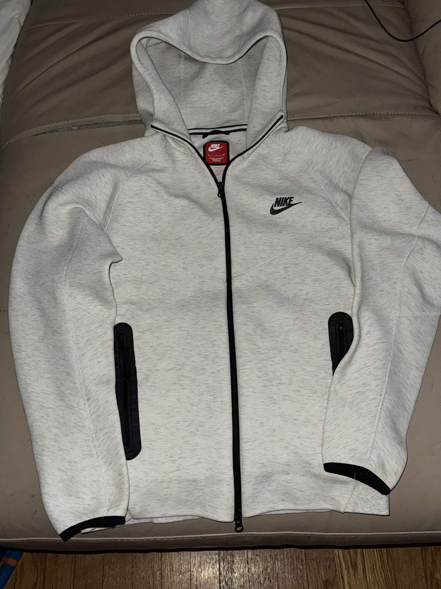 Nike Tech Size Small For $40