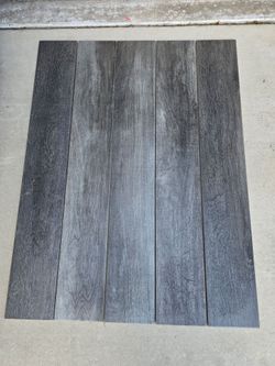 Porcelain tile