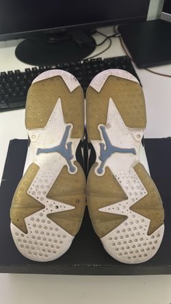 Air Jordan 6 retro university Blue