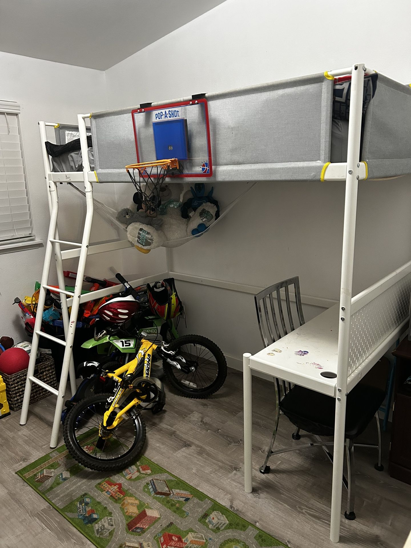Twin Loft Bed W/desk