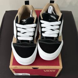 Vans Knu Skool