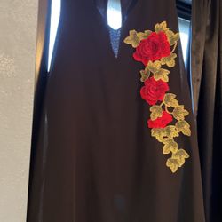 Black Dress With Rose Details 