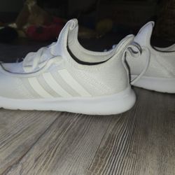 Adidas running shoes - Women - 7.5 