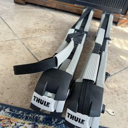 THULE LOCKING BOARD CARRIER 