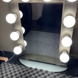 Vanity Mirror 