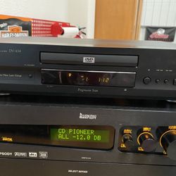 PIONEER DV434 CD/DVD Player