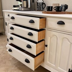 Buffet Table / Sideboard 