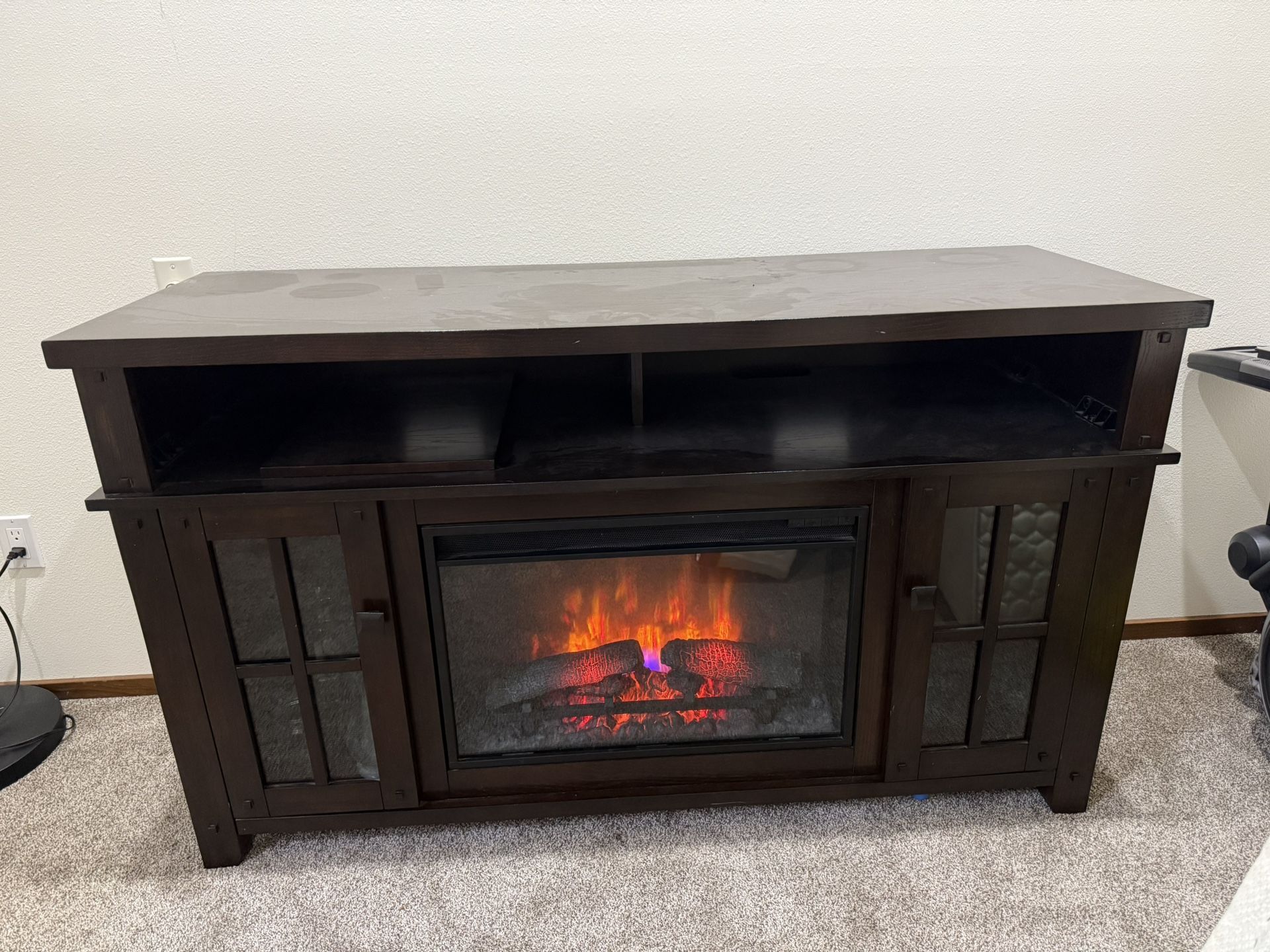 Living Room Entertainment Cabinet w/ Electric Fire 