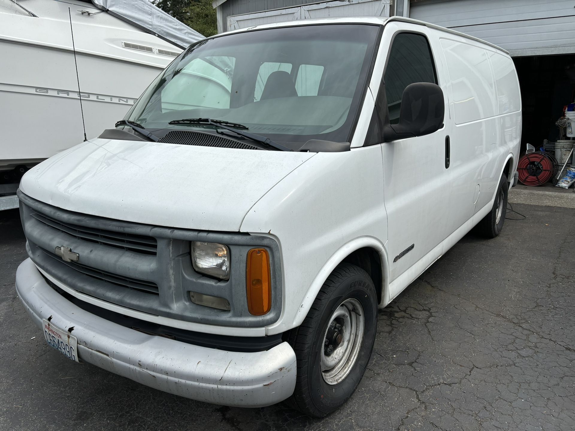 2001 Chevrolet Express