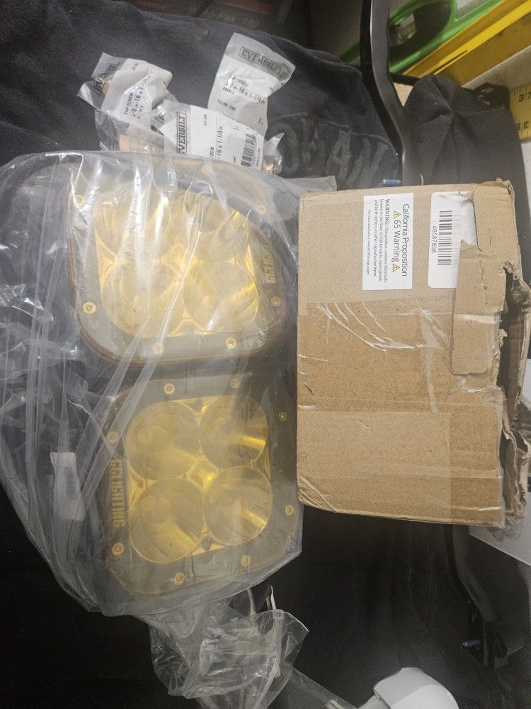 GG LIGHTING LED PODS GP40