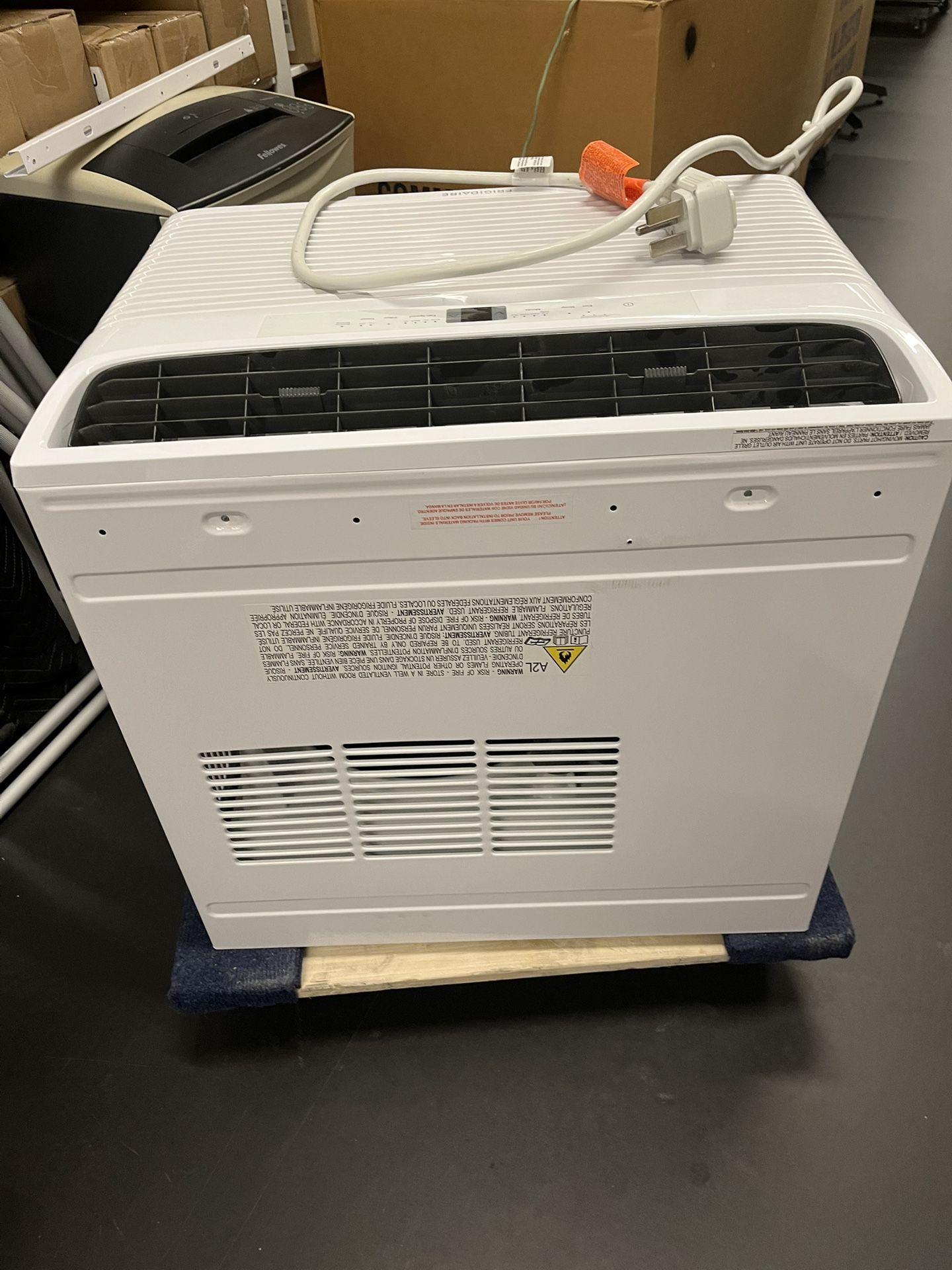 FRIGIDAIRE Air Conditioners