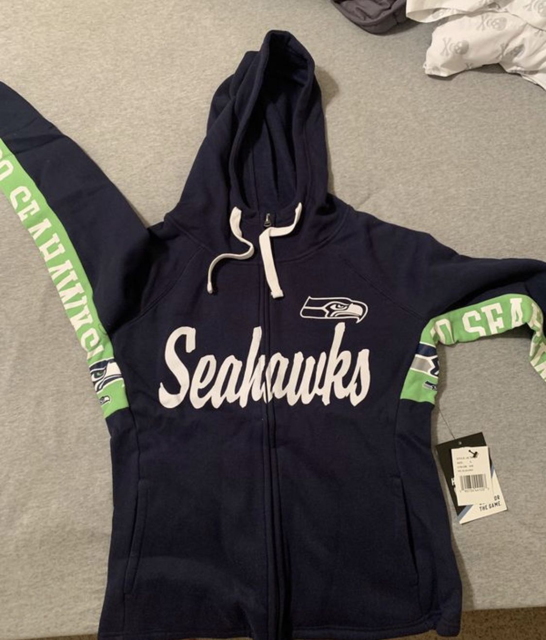 Seattle Seahawks women’s large sweatshirt