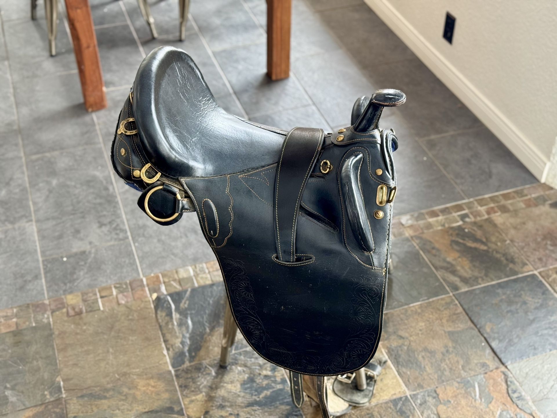 Aussie Saddle