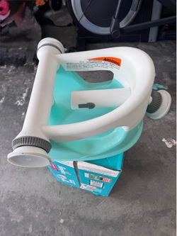 Summer Infant My Bath Seat with Suction Cup Arms and High Backrest