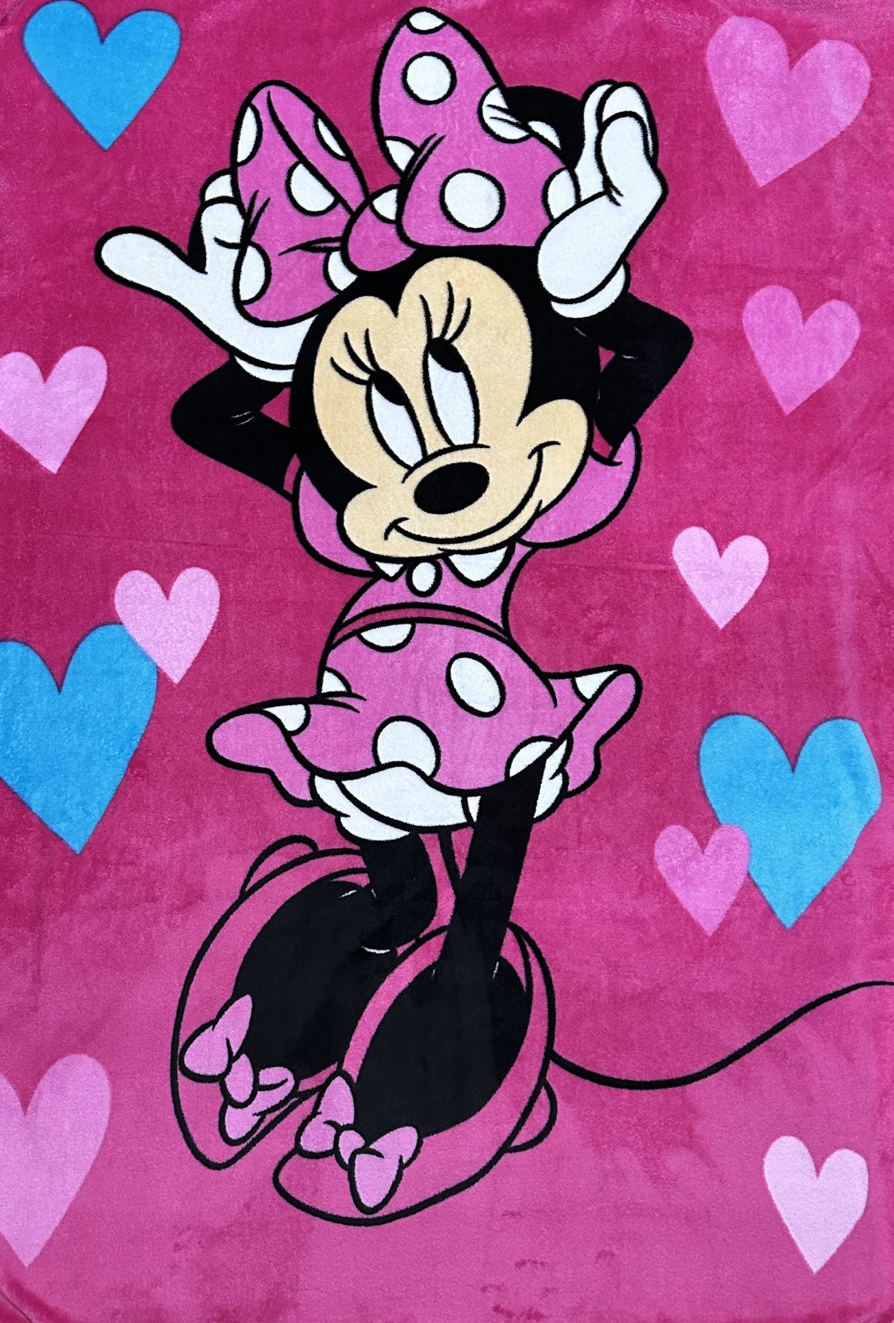 Minnie Mouse Plush Fleece Throw Blanket
