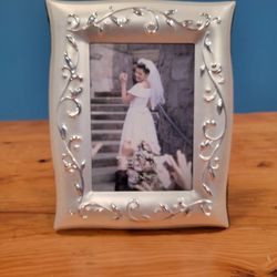 Lenox Wedding Promises Silver Opal Innocence 5x7 Picture Frame With Original Box