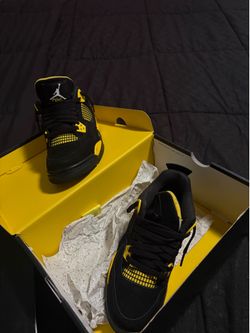Jordan 4s