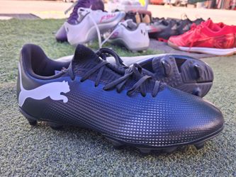 Pumas ftr soccer cleats us size 7
